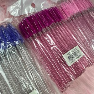 Cepillos para pestañas por 50